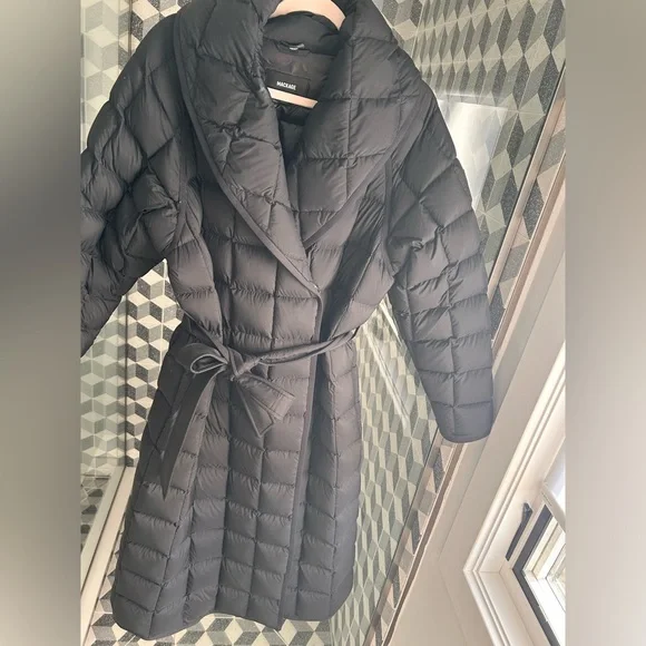 Mackage Allegra knee length Black Quilted Women's Coat - Picture 3 of 10